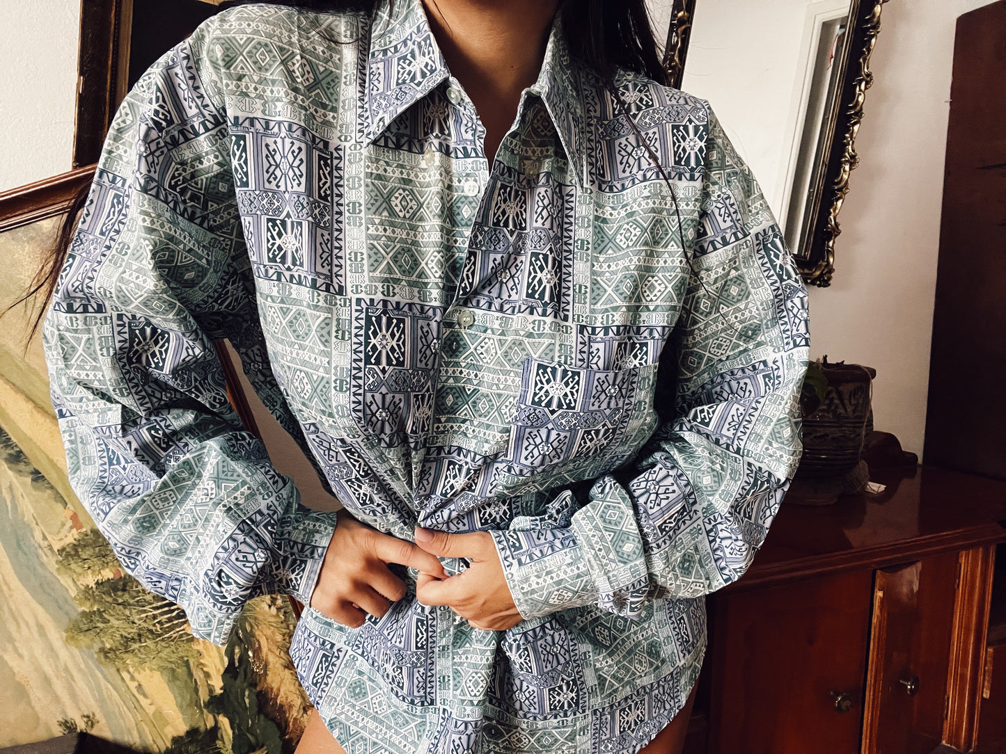 90s button up vintage patterned shirt .Fits best S